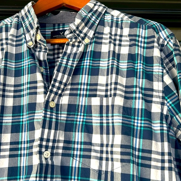American Eagle 🦅 Outfitters men’s plaid shirt - Picture 3 of 7